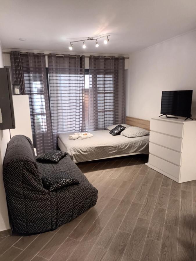 Studio Centre Ville Кастеллан Экстерьер фото